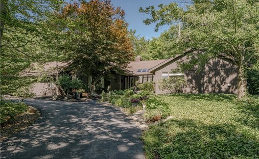 House in Pepper Pike, Ohio, United States 1