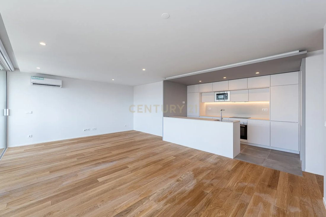 Apartment in Matosinhos e Leca da Palmeira, Porto District, Portugal 1 - 18293922