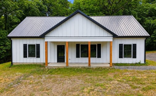 House in Lebanon, Tennessee, United States 1