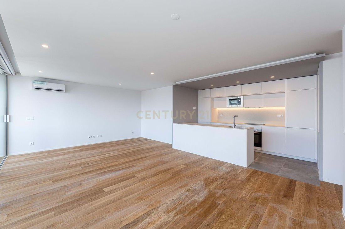 Apartment in Matosinhos e Leca da Palmeira, Porto District, Portugal 1 - 18293916
