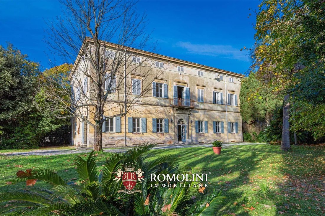Villa in Saint Peter - Saint Cassian, Lucca, Italy 1 - 15665238