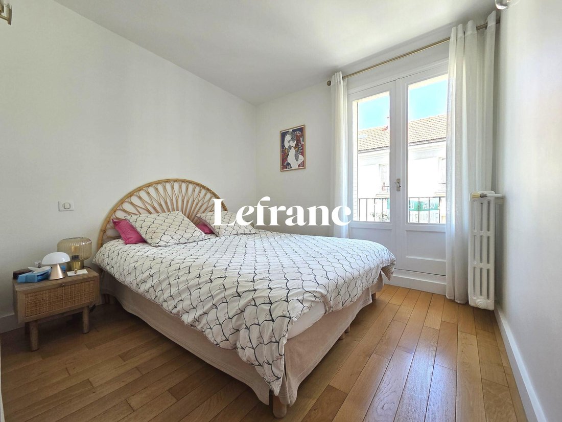 Apartment in Violet Commerce, Paris 15e Arrondissement, Paris 3 - 18287825