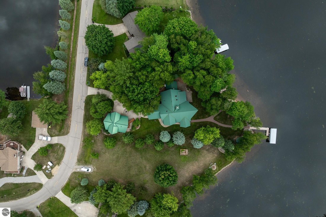 House in Gladwin, Michigan, United States 3 - 18281532