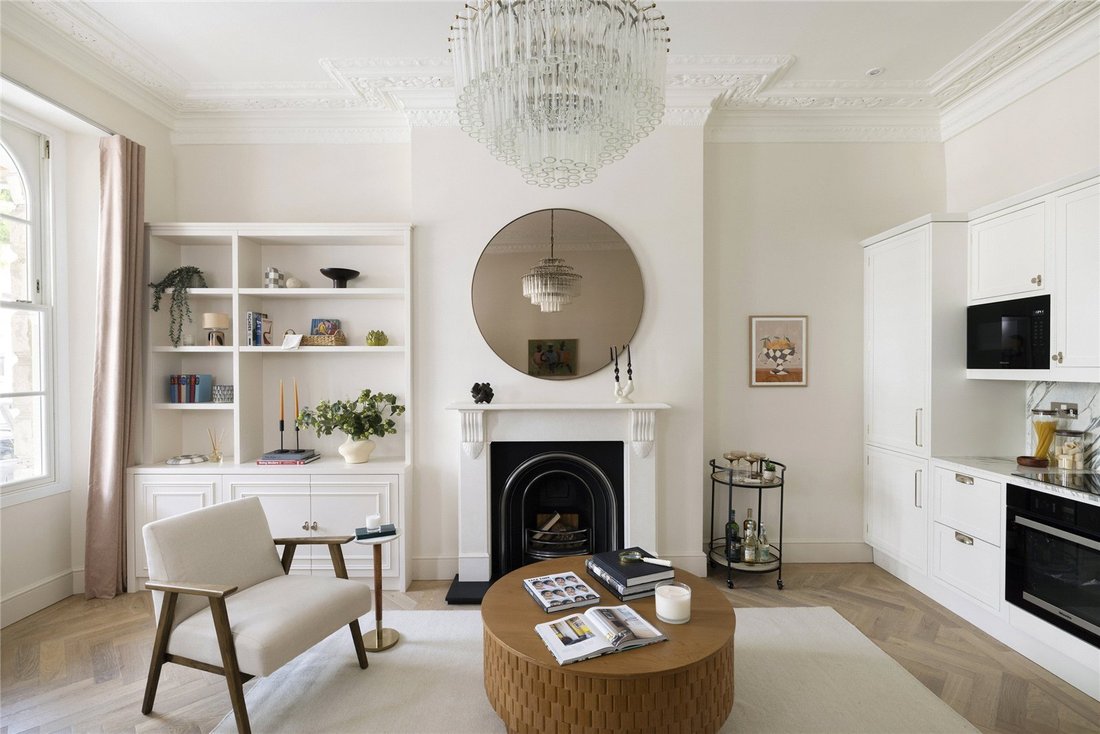 Apartment in Holland Park, Kensington And Chelsea, England 1 - 18280019