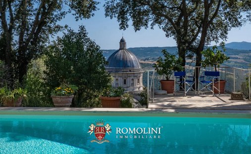 Villa in Todi, Umbria, Italy 1