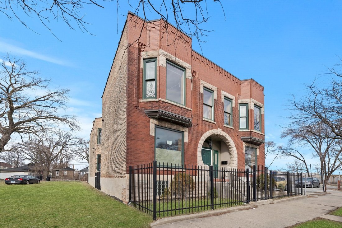 Chicago, Illinois, United States 4 - 18285968