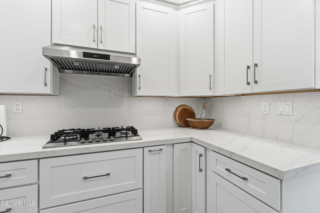 House in Oak Park, California, United States 4 - 18293061