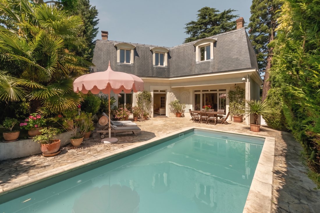 House in Saint-Cloud, Ile-de-France, France 4 - 18286558