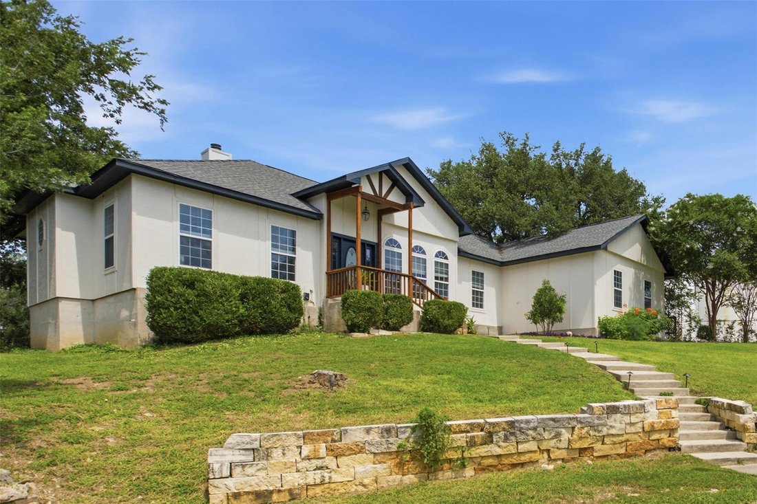 House in Buda, Texas, United States 3 - 18284736