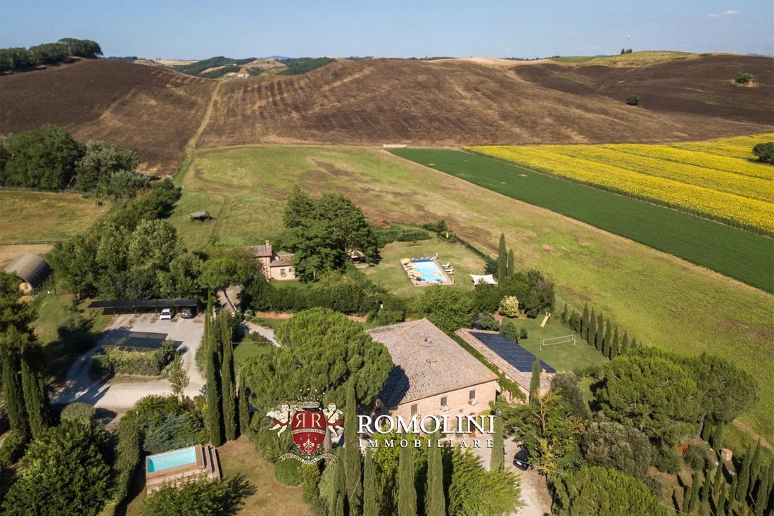 House in Monteroni d'Arbia, Tuscany, Italy 2 - 15665771