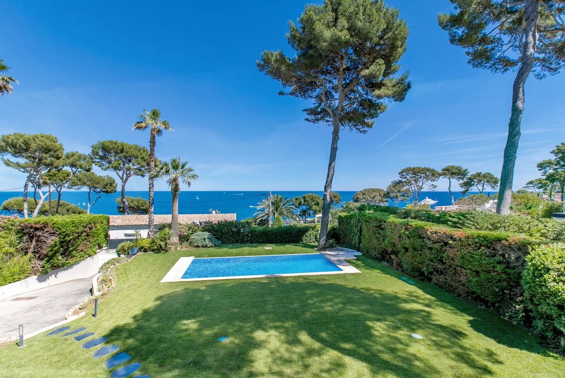 House in Les Cougoulins-Rastines, Antibes, France 1 - 18283222