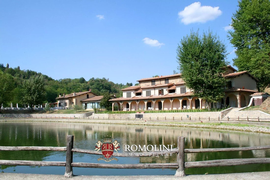Estate in Montanino - Matassino - Ciliegi, Reggello, Tuscany 2 - 15665727