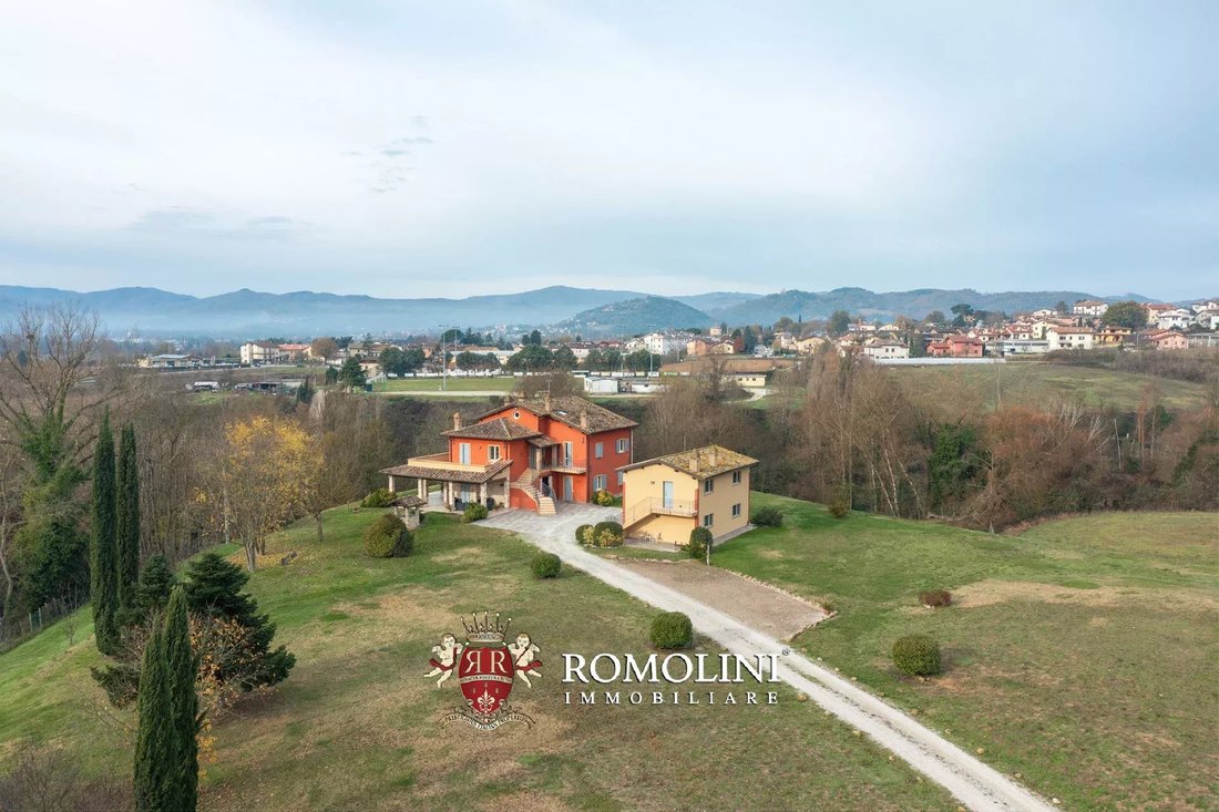 Villa in Città di Castello, Umbria, Italy 2 - 15665231