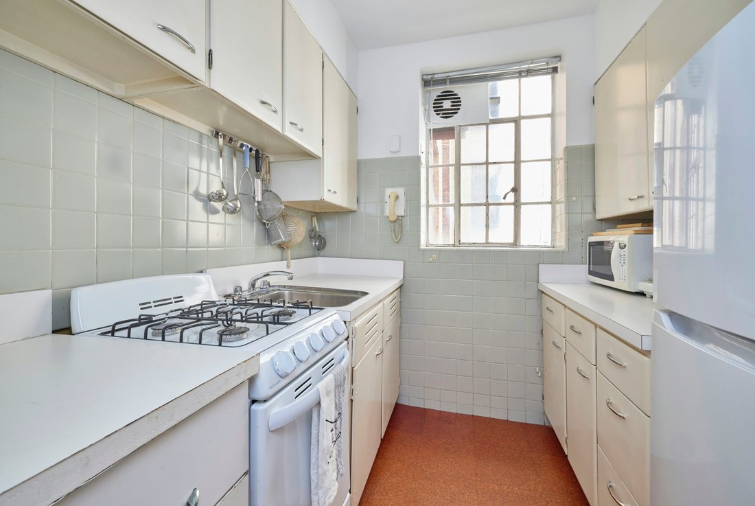 Co Op in New York, New York, United States 5 - 18285683
