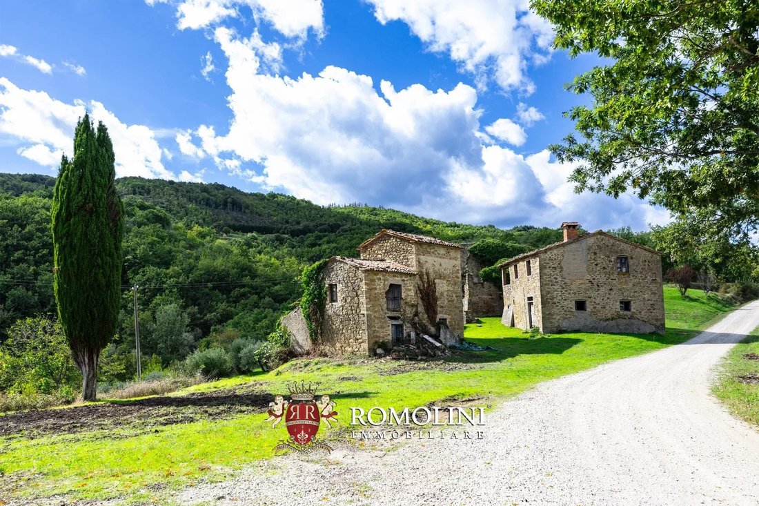 Estate in Città di Castello, Umbria, Italy 1 - 15664548