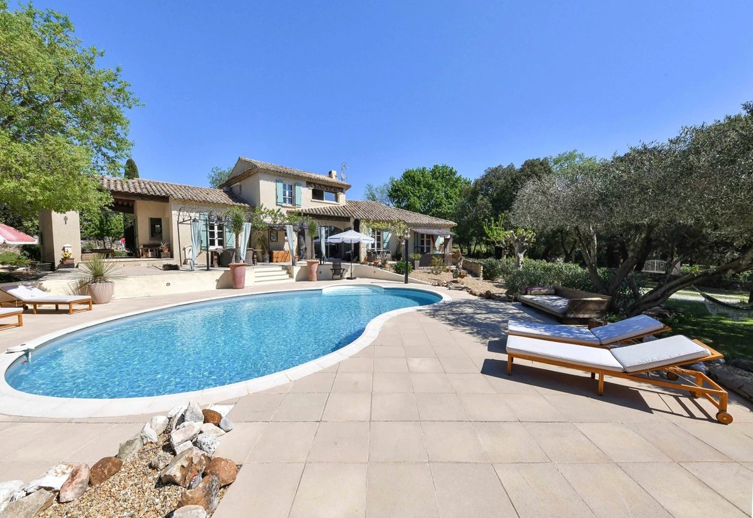 Estate in Uzès, Occitania, France 5 - 18251301