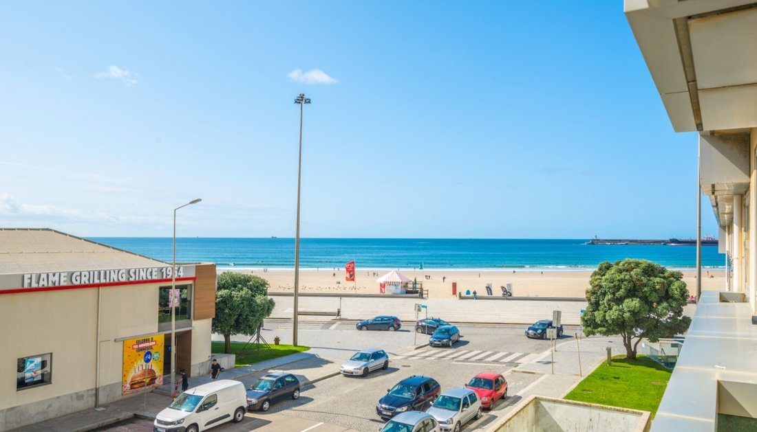 Apartment in Matosinhos e Leca da Palmeira, Porto District, Portugal 2 - 18282220