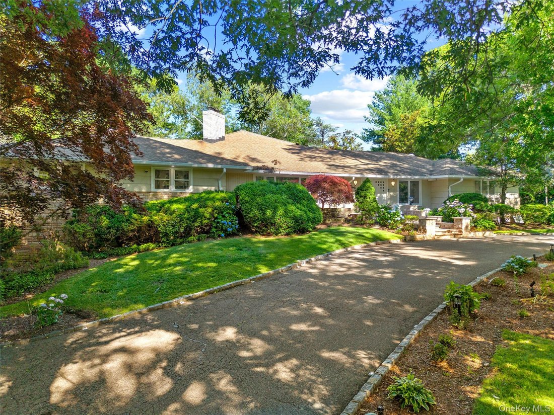 House in Old Westbury, New York, United States 3 - 18284335