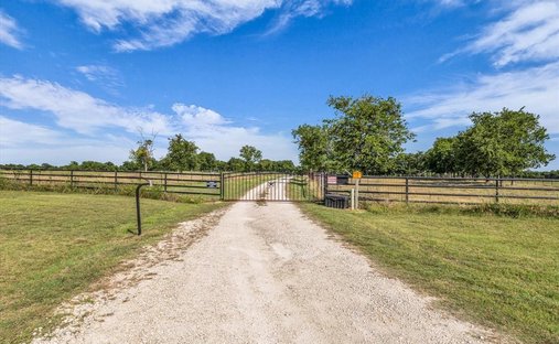 Farm Ranch in Clifton, Texas, United States 1