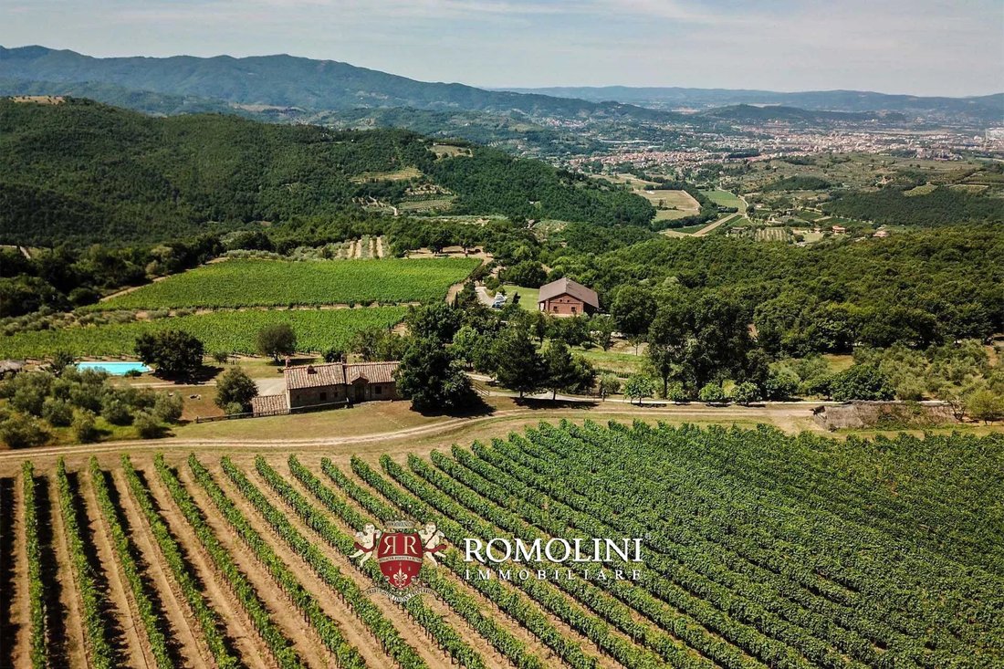 Farm Ranch in Center, Arezzo, Tuscany 1 - 15663311