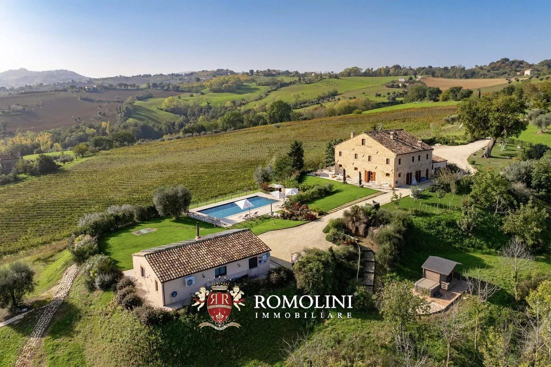 House in Servigliano, Marche, Italy 3 - 15665780