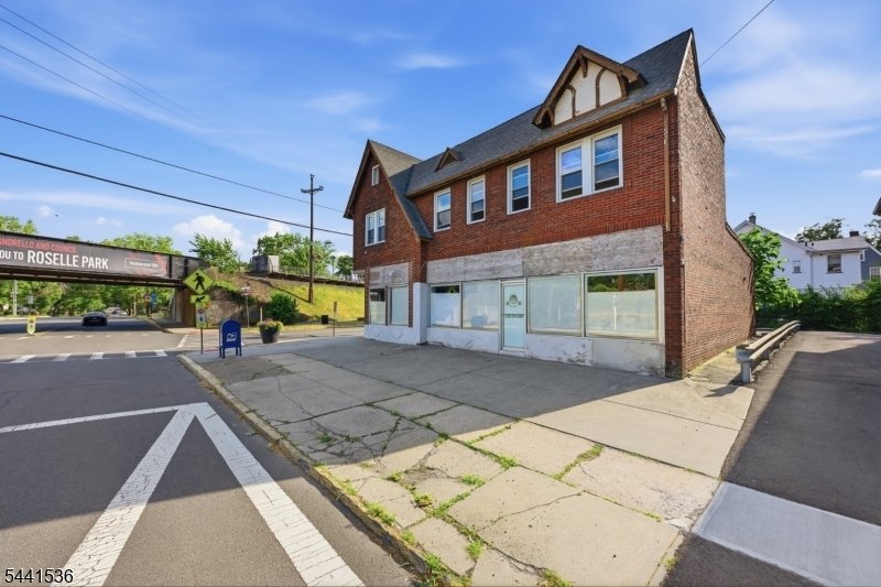 Roselle Park, New Jersey, United States 3 - 18281831