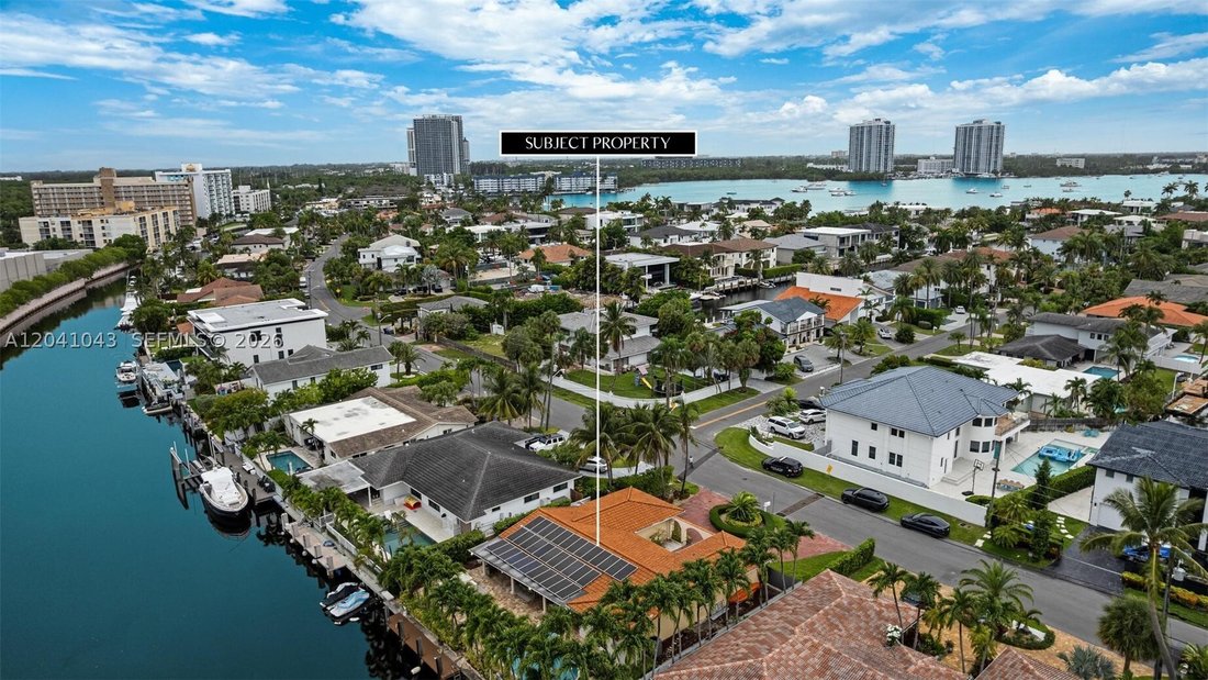 House in Golden Beach, Florida, United States 2 - 18280404