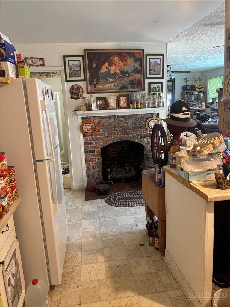 House in Elk Creek, Virginia, United States 2 - 18283753