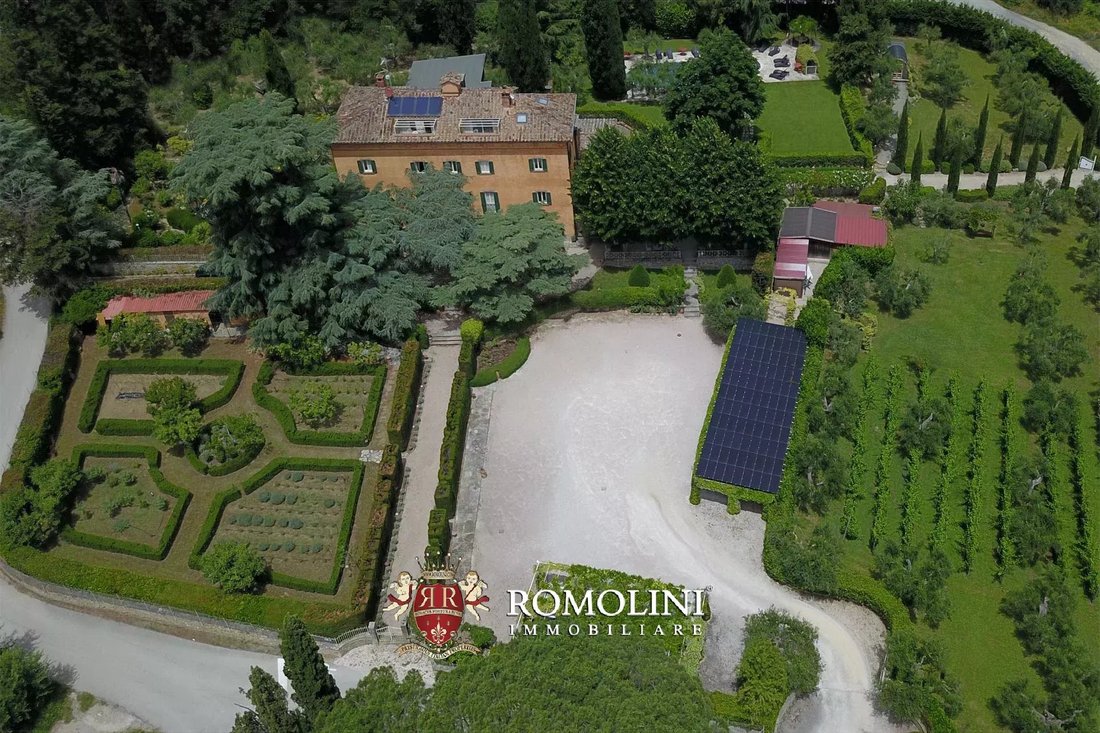 Tuoro sul Trasimeno, Umbria, Italy 2 - 17389237
