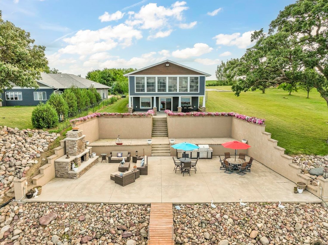 House in Ayrshire, Iowa, United States 3 - 18281448