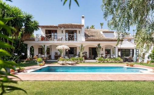 Villa in Nueva Andalucia, Marbella, Spain 1