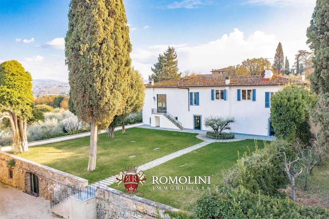 Villa in Two Roads - San Gaggio, Florence, Italy 5 - 15666167