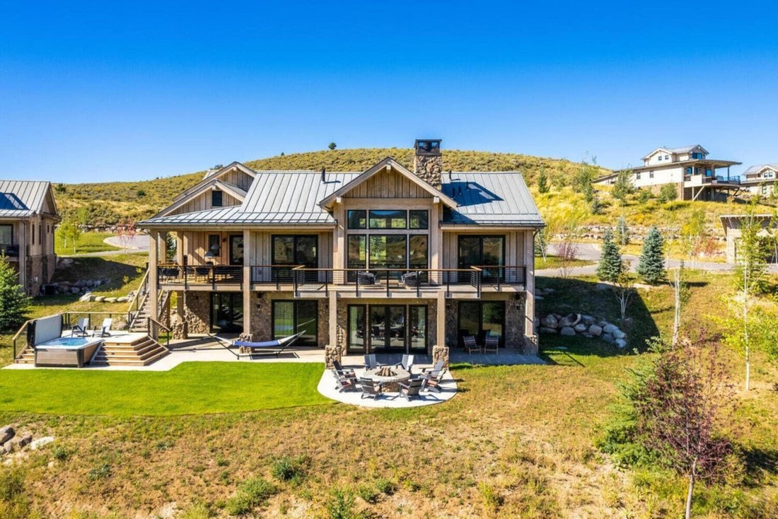 Heber City, Utah, United States 1 - 18288093