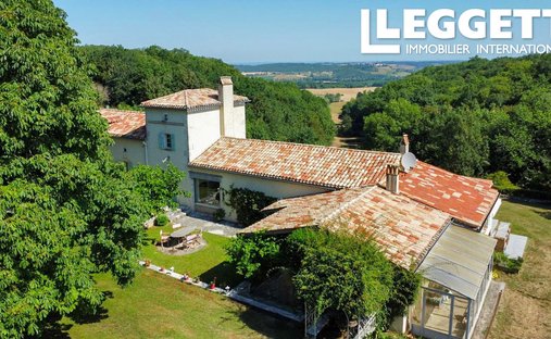 Farm Ranch in Tournon-d'Agenais, Nouvelle-Aquitaine, France 1