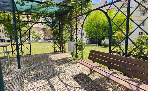 Apartment in Alvalade, Lisbon, Portugal 1