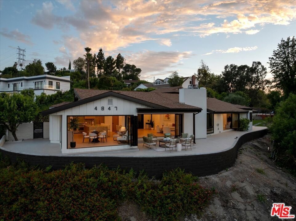 House in Los Angeles, California, United States 1 - 18284222
