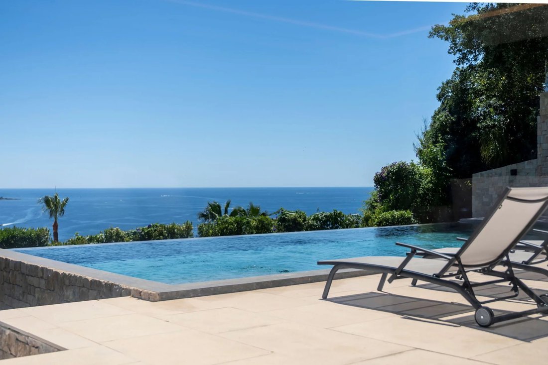Villa in La Maure-Super Cannes, Vallauris, France 2 - 17670148
