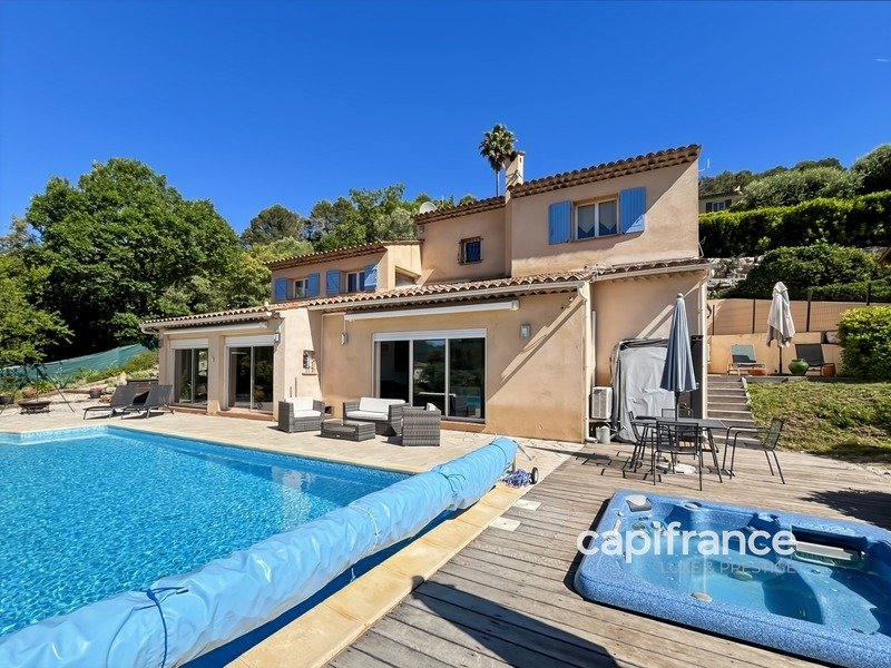 Villa in Bagnols-en-Forêt, Provence-Alpes-Côte d'Azur, France 5 - 17619578