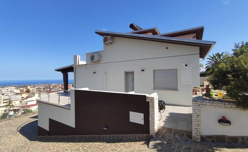 Villa a Centro, Alcamo, Sicilia 1