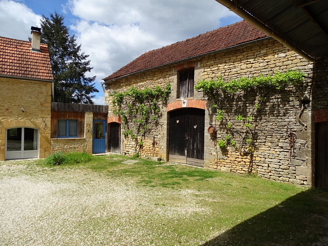Villa in Saint-Genies, Nouvelle-Aquitaine, France 3 - 18286947