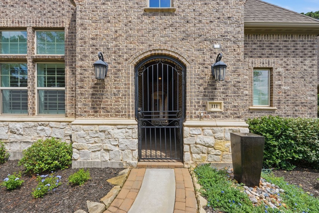 House in The Woodlands, Texas, United States 2 - 18290874