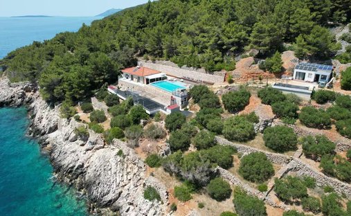 Villa in Sucuraj, Split-Dalmatia County, Croatia 1