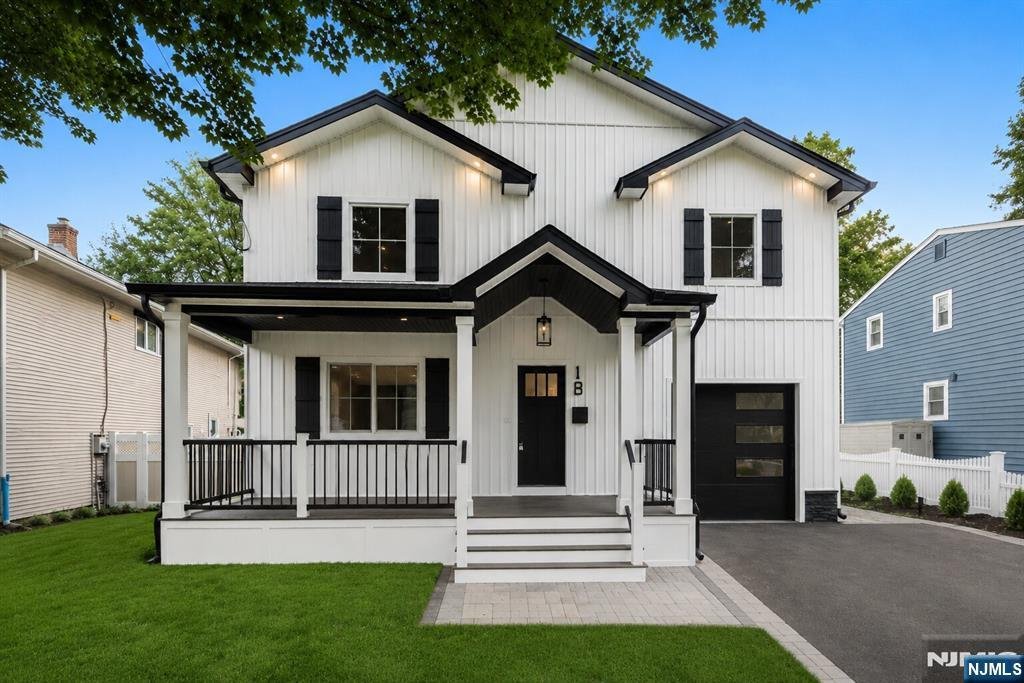 House in Pompton Lakes, New Jersey, United States 1 - 18254705