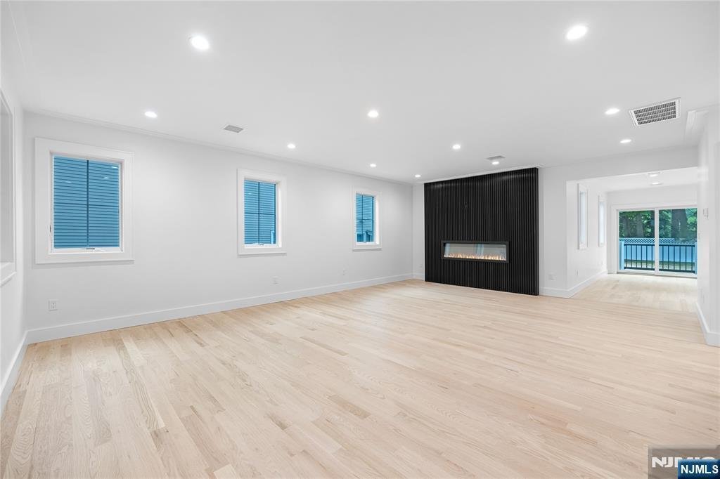 House in Pompton Lakes, New Jersey, United States 5 - 18254705