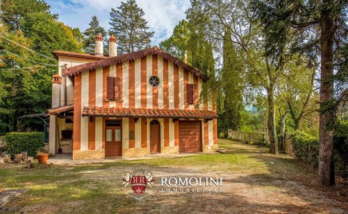 Villa in Center, Arezzo, Tuscany 1