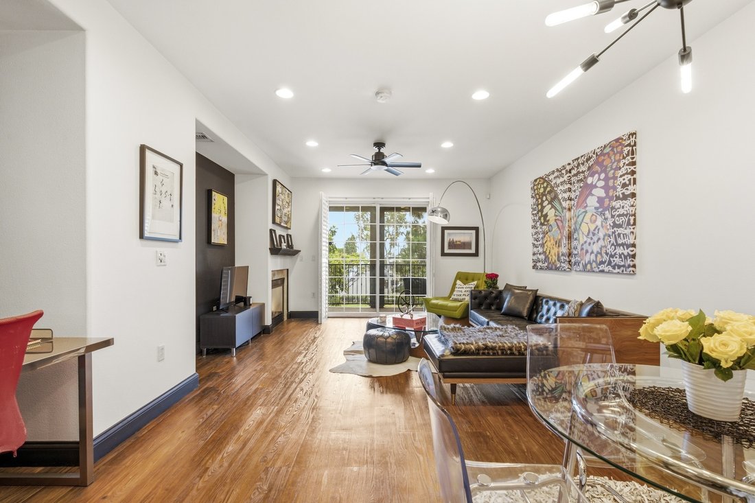 Condo in Los Angeles, California, United States 1 - 18288090