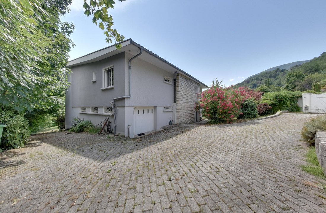 House in Corenc, Auvergne-Rhône-Alpes, France 4 - 18293227