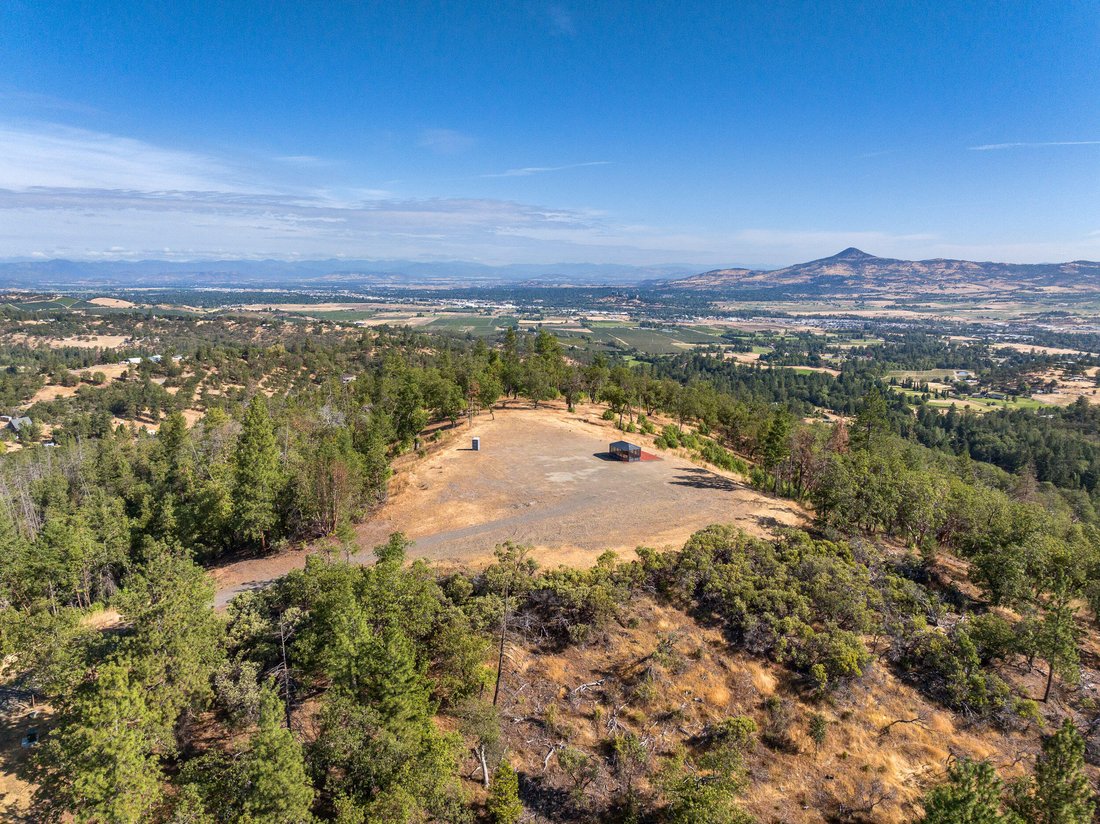 House in Medford, Oregon, United States 2 - 18293430