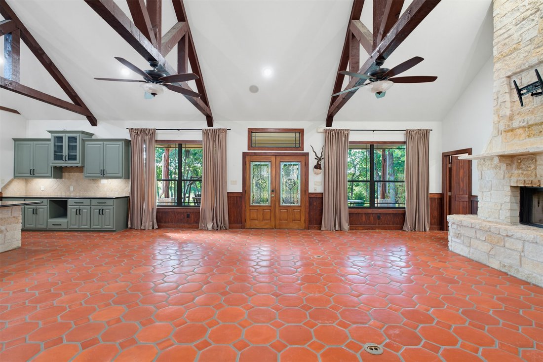 Farm Ranch in Milano, Texas, United States 3 - 18295608