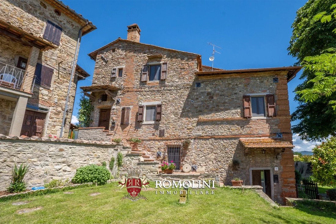 House in Sansepolcro, Tuscany, Italy 2 - 15666305